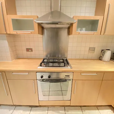 Large 5-Bed City Centre Townhouse With Secure Parking Manchester Exterior photo