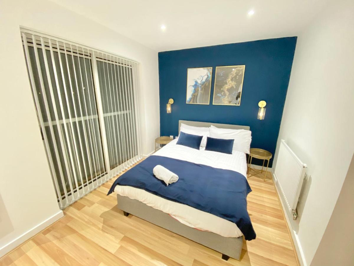 Holiday home Large 5-bed Centre Townhouse With Secure Parking